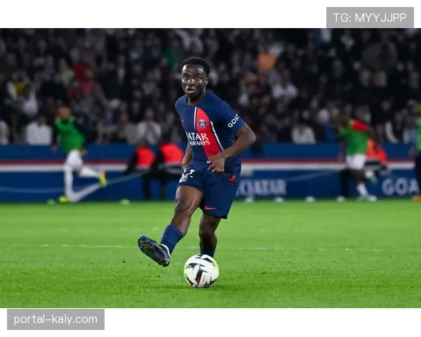 从梯队到首发,18岁小将洛佩兹完成皇马一线队首秀并收获处子球 从梯队到首发,18岁小将洛佩兹完成皇马一线队首秀并收获处子球