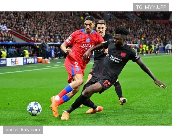 半决赛次回合:巴黎圣日耳曼0-2不敌勒沃库森,总分0-3出局 半决赛次回合:巴黎圣日耳曼0-2不敌勒沃库森,总分0-3出局